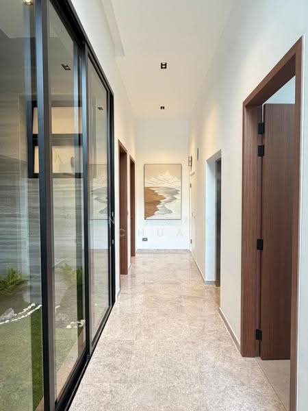 Sembawang Straits Estate, Jalan Machang, Sembawang / Yishun, 5 Bedrooms, 4,834 sqft, Terraced House For Sale, by Anthony Chua, 500251172 - Corridor - PropertyGuru.com.sg