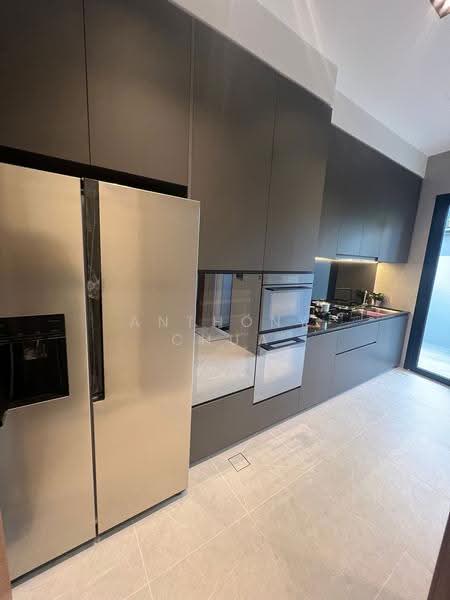 Sembawang Straits Estate, Jalan Machang, Sembawang / Yishun, 5 Bedrooms, 4,834 sqft, Terraced House For Sale, by Anthony Chua, 500251172 - Kitchen - PropertyGuru.com.sg