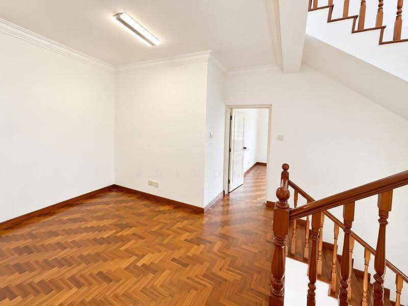 Garlick Ville, 7, Tanglin / Holland / Bukit Timah, 5 Bedrooms, 2,700 sqft, Terraced House For Rent, by Anthony Low, 500251173 - PropertyGuru.com.sg