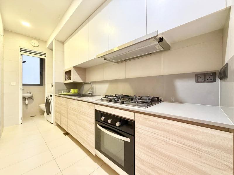 Arc at Tampines, 5 Tampines Avenue 8, Pasir Ris / Tampines, 4 Bedrooms, 1,173 sqft, Condominium For Sale, by Jonquil Woon, 500251201 - Kitchen - PropertyGuru.com.sg
