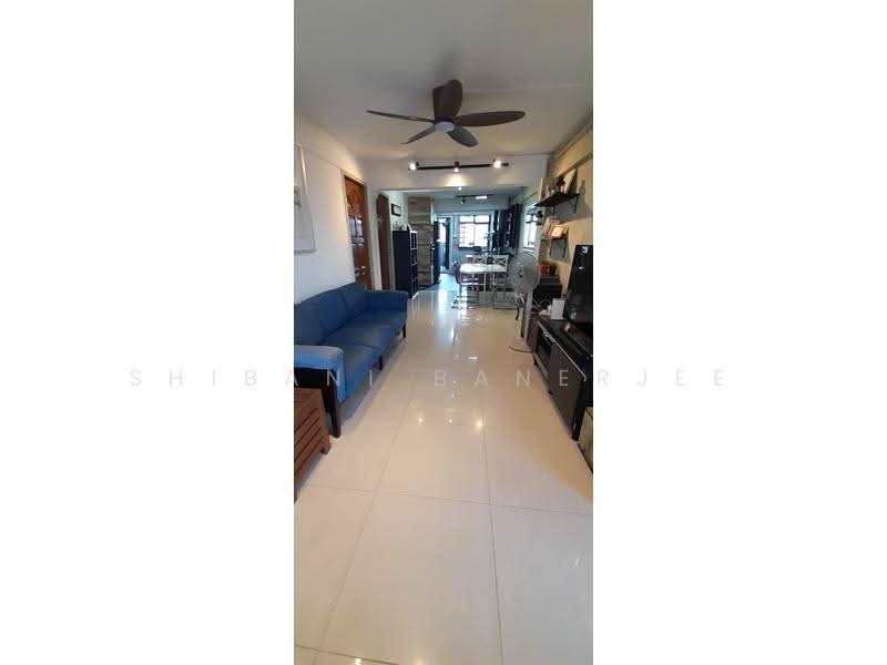205 Toa Payoh North, 205 Toa Payoh North, Balestier / Toa Payoh, 2 Bedrooms, 818 sqft, HDB Flat For Sale, by Shibani Banerjee, 500251204 - Living Room - PropertyGuru.com.sg