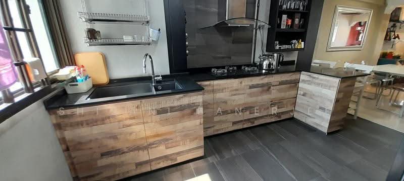205 Toa Payoh North, 205 Toa Payoh North, Balestier / Toa Payoh, 2 Bedrooms, 818 sqft, HDB Flat For Sale, by Shibani Banerjee, 500251204 - Kitchen - PropertyGuru.com.sg