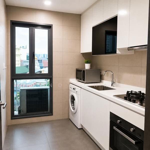Leville iSuites, 28 Ceylon Road, East Coast / Marine Parade, 4 Bedrooms, 1,216 sqft, Apartment For Sale, by Mandy Chan, 500251207 - Kitchen - PropertyGuru.com.sg