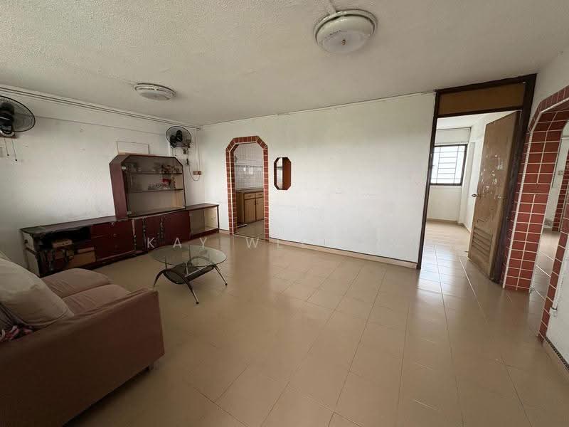 416 Tampines Street 41, 416 Tampines Street 41, Pasir Ris / Tampines, 3 Bedrooms, 904 sqft, HDB Flat For Sale, by Kay Wee Lim, 500251218 - Living Room Original - PropertyGuru.com.sg