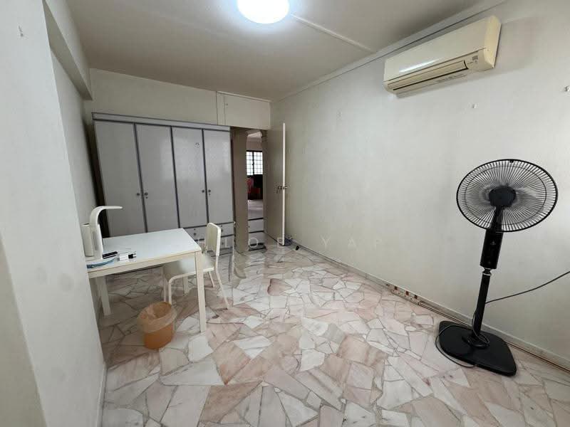 487 Pasir Ris Drive 4, 487 Pasir Ris Drive 4, Pasir Ris / Tampines, Room Rental, 120 sqft, HDB Flat For Rent, by Chloe Yap, 500251238 - Bedroom - PropertyGuru.com.sg