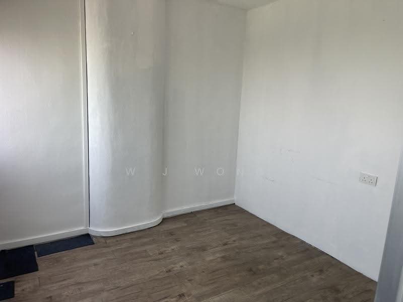 Golden Mile Tower, 6001 Beach Road, Beach Road / Bugis / Rochor, 926 sqft, Office For Rent, by W J Wong, 500251253 - Interior - CommercialGuru.com.sg