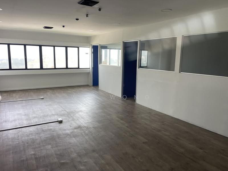 Golden Mile Tower, 6001 Beach Road, Beach Road / Bugis / Rochor, 926 sqft, Office For Rent, by W J Wong, 500251253 - Interior - CommercialGuru.com.sg