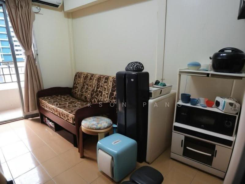 52 Lorong 6 Toa Payoh, 52 Lorong 6 Toa Payoh, Balestier / Toa Payoh, 1 Bedroom, 463 sqft, HDB Flat For Sale, by Dickson Pang, 500251255 - Living Room - PropertyGuru.com.sg