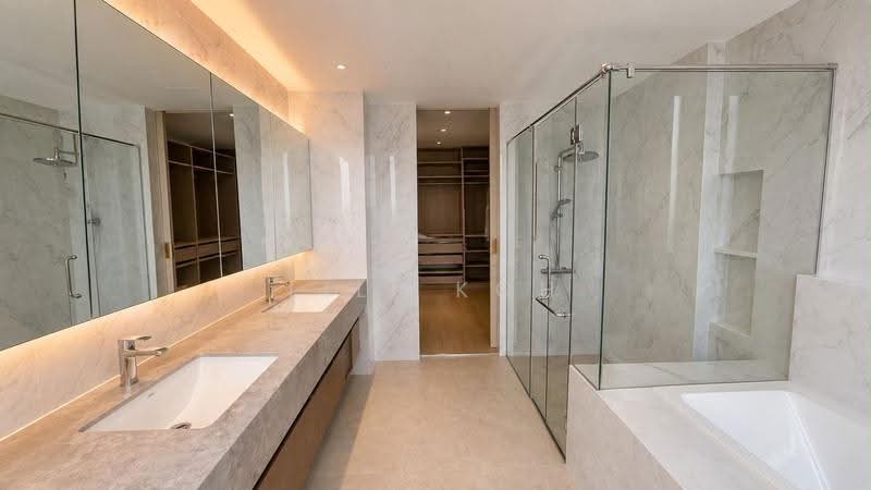 Saraca Gardens, Saraca Walk, Seletar / Yio Chu Kang, 6 Bedrooms, 8,000 sqft, Terraced House For Sale, by LiLi Koh, 500251256 - Bathroom - PropertyGuru.com.sg