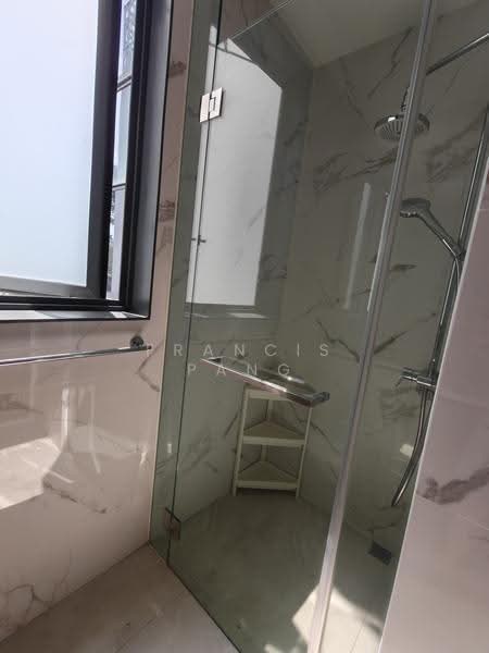 Lattice One, 1 Seraya Crescent, Ang Mo Kio / Bishan / Thomson, 3 Bedrooms, 872 sqft, Condominium For Rent, by Francis Pang, 500251263 - Bathroom - PropertyGuru.com.sg