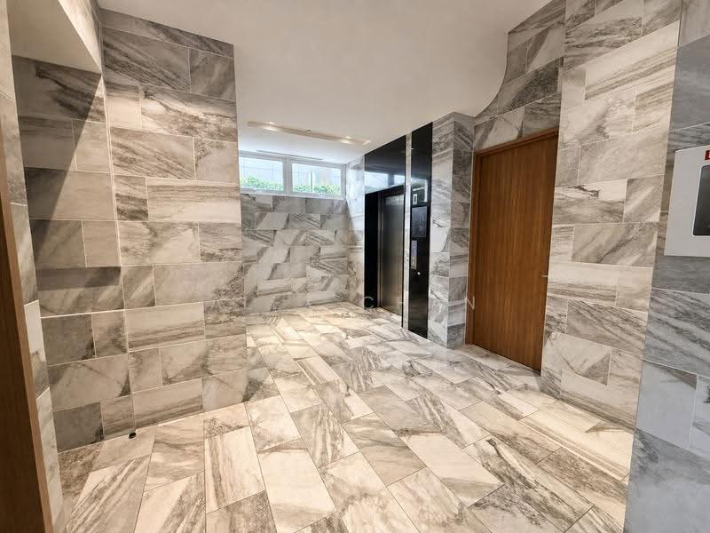 Cheap | Freehold | Alexandra | Near MRT | High Tech | Corporate Image, Alexandra, Harbourfront / Telok Blangah, 82,000 sqft, Light Industrial (B1) For Sale, by Alex Chan, 500251267 - Entrance - CommercialGuru.com.sg