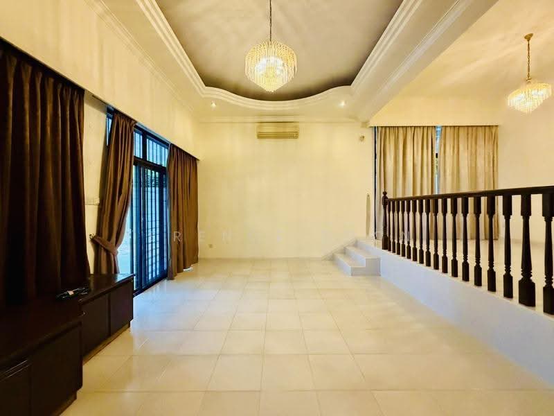 Lentor Terrace D26 Original 2 Sty Corner Terrace with Rebuild Potential, Lentor Terrace, Mandai / Upper Thomson, 3 Bedrooms, 2,200 sqft, Corner Terrace For Sale, by Terence Soon, 500251272 - Living Room - PropertyGuru.com.sg