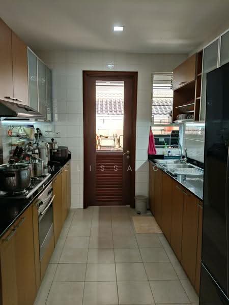 Mimosa View, Mimosa View, Seletar / Yio Chu Kang, 5 Bedrooms, 3,617 sqft, Terraced House For Sale, by Melissa Oh, 500251274 - Dry Kitchen - PropertyGuru.com.sg