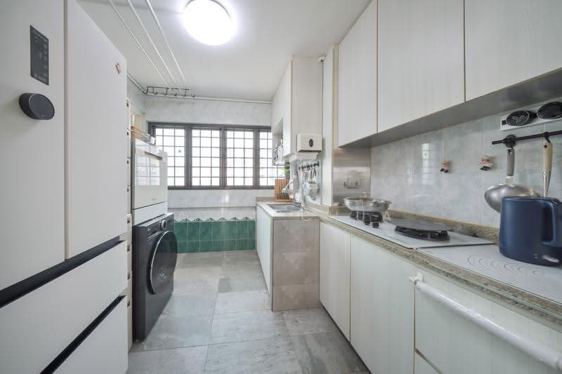 602 Clementi West Street 1, 602 Clementi West Street 1, Buona Vista / West Coast / Clementi New Town, 2 Bedrooms, 721 sqft, HDB Flat For Sale, by Karen Chua, 500251276 - Kitchen - PropertyGuru.com.sg