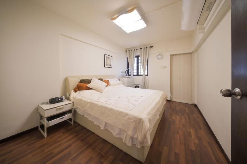 602 Clementi West Street 1, 602 Clementi West Street 1, Buona Vista / West Coast / Clementi New Town, 2 Bedrooms, 721 sqft, HDB Flat For Sale, by Karen Chua, 500251276 - Bedroom - PropertyGuru.com.sg