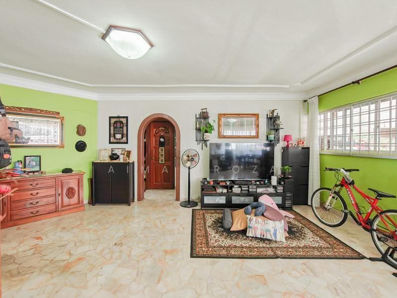 203 Tampines Street 21, 203 Tampines Street 21, Pasir Ris / Tampines, 3 Bedrooms, 1,432 sqft, HDB Flat For Sale, by Aiman Roza, 500251302 - Living Room - PropertyGuru.com.sg