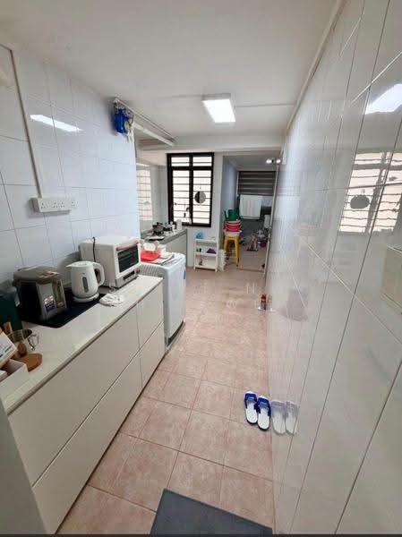 30 Jalan Klinik, 30 Jalan Klinik, Alexandra / Commonwealth, 2 Bedrooms, 650 sqft, HDB Flat For Rent, by Steve Ng Chih Wei, 500251322 - Kitchen - PropertyGuru.com.sg