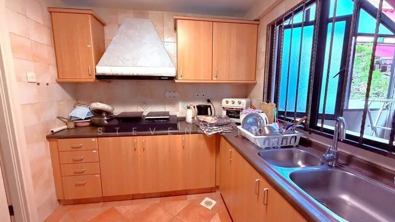 The Springfield, Chempaka Kuning Link, Bedok / Upper East Coast, Room Rental, 120 sqft, Terraced House For Rent, by Steven Choo, 500251331 - Kitchen - PropertyGuru.com.sg