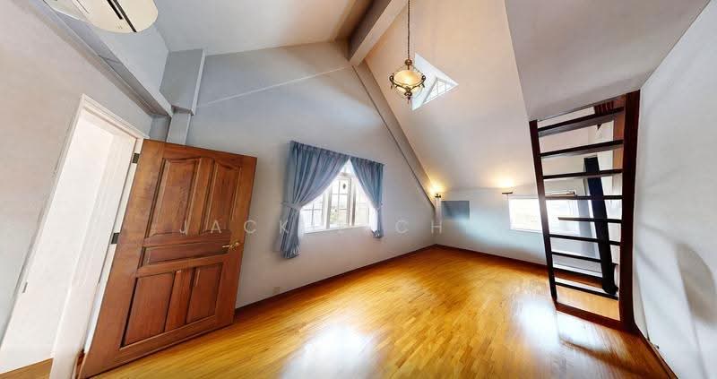 ★ GIANT ★ DISTRICT 19 Serangoon Gardens Semi-Detached Home | Move-in Condition, Cooling Close, Chartwell Drive, Conway Grove, Hougang / Punggol / Sengkang, 6 Bedrooms, 4,000 sqft, Semi-Detached House For Sale, by Jackie Chew, 500251346 - Interior - PropertyGuru.com.sg