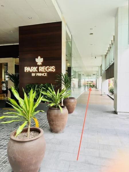 The Riverside Piazza, 11 Keng Cheow Street, Boat Quay / Raffles Place / Marina, 980 sqft, Office For Rent, by Leia E Tan, 500251353 - Exterior - CommercialGuru.com.sg