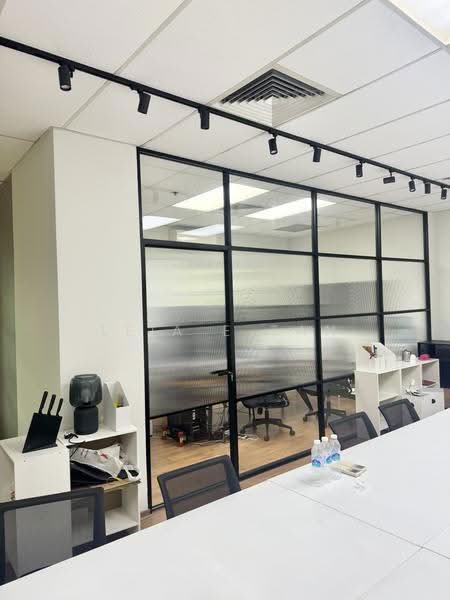 The Riverside Piazza, 11 Keng Cheow Street, Boat Quay / Raffles Place / Marina, 980 sqft, Office For Rent, by Leia E Tan, 500251353 - Interior - CommercialGuru.com.sg