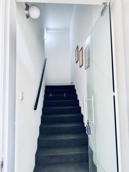 The Riverside Piazza, 11 Keng Cheow Street, Boat Quay / Raffles Place / Marina, 980 sqft, Office For Rent, by Leia E Tan, 500251353 - Entrance - CommercialGuru.com.sg