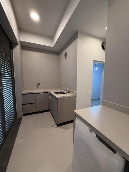 Newly TOP FH Brand New 3 Sty + Attic 5BR Semi-D, Clementi Park / Upper Bukit Timah, 5 Bedrooms, 5,436 sqft, Semi-Detached House For Sale, by Semantha Soon, 500251361 - Yard - PropertyGuru.com.sg