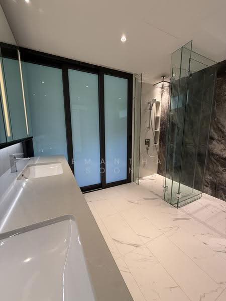 Newly TOP FH Brand New 3 Sty + Attic 5BR Semi-D, Clementi Park / Upper Bukit Timah, 5 Bedrooms, 5,436 sqft, Semi-Detached House For Sale, by Semantha Soon, 500251361 - Master Bathroom - PropertyGuru.com.sg