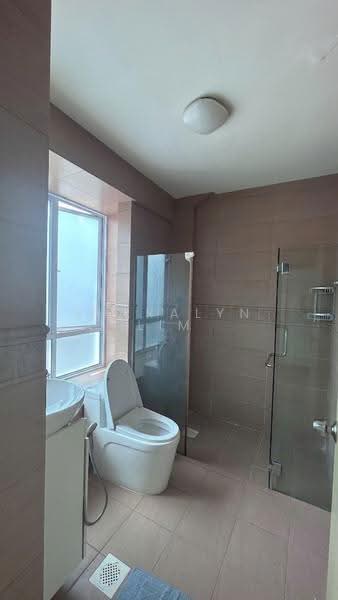 Leith Road, Leith Road, Hougang / Punggol / Sengkang, Room Rental, 400 sqft, Semi-Detached House For Rent, by Sheralyn Lim, 500251377 - Bathroom - PropertyGuru.com.sg