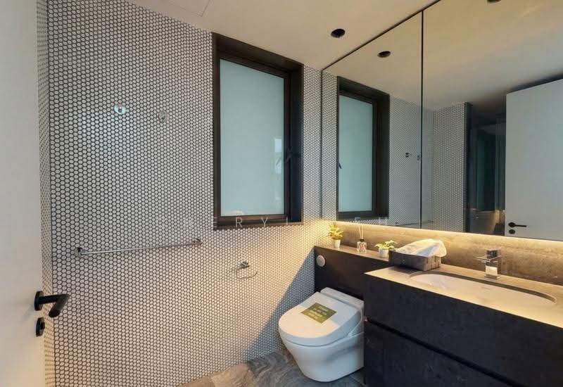 10 Evelyn, 10 Evelyn Road, Newton / Novena, 3 Bedrooms, 1,410 sqft, Condominium For Sale, by Cheryl Teh, 500251381 - Bathroom - PropertyGuru.com.sg