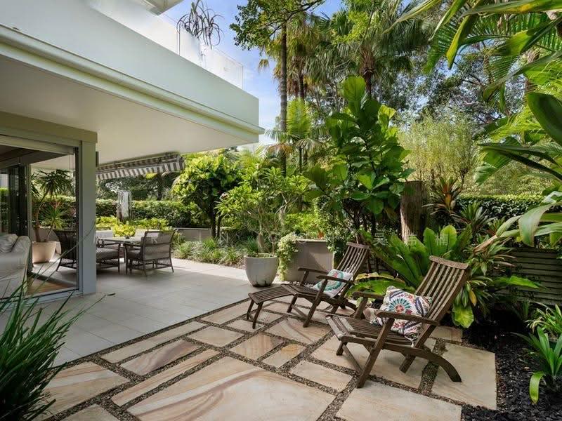 Mount Rosie GCB • ~$18xxPSF • REBUILD POTENTIAL • 1KM ACS/SCGS, Mount Rosie, Newton / Novena, 3 Bedrooms, 8,000 sqft, Good Class Bungalow For Sale, by Martin Goh 吴伟楠, 500251382 - Exterior - PropertyGuru.com.sg