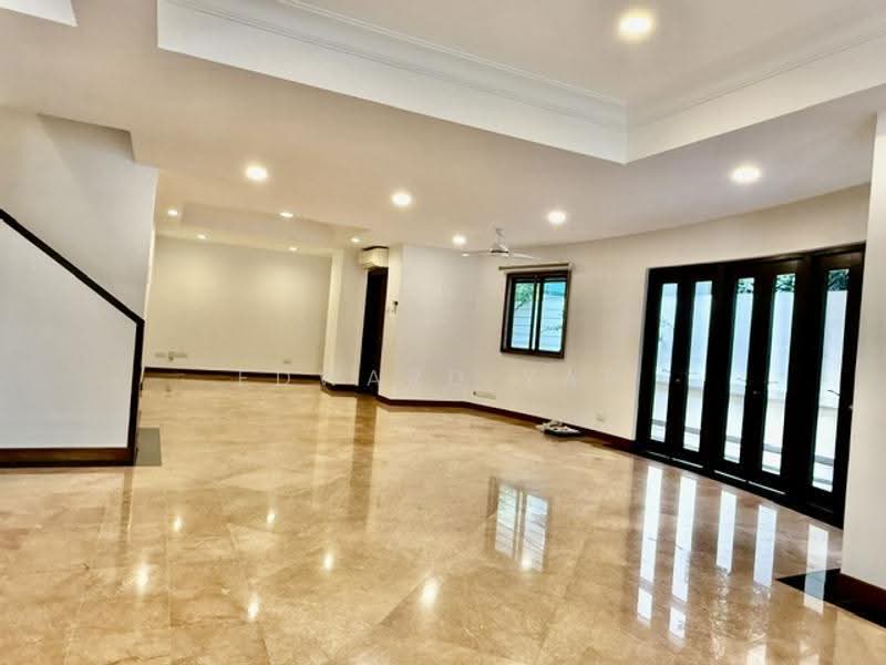 Ming Teck Park, 33 Ming Teck Park, Tanglin / Holland / Bukit Timah, 3 Bedrooms, 5,000 sqft, Semi-Detached House For Rent, by Edward Yap, 500251403 - Living Room - PropertyGuru.com.sg