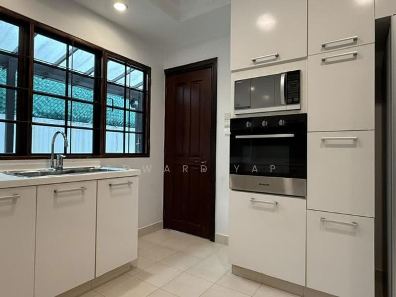 Ming Teck Park, 33 Ming Teck Park, Tanglin / Holland / Bukit Timah, 3 Bedrooms, 5,000 sqft, Semi-Detached House For Rent, by Edward Yap, 500251403 - Kitchen - PropertyGuru.com.sg