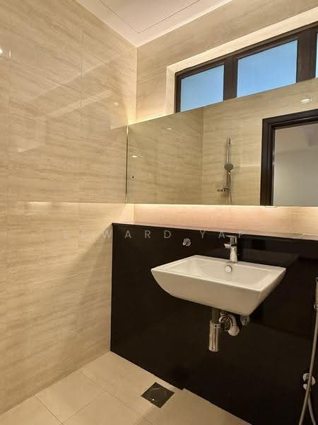 Ming Teck Park, 33 Ming Teck Park, Tanglin / Holland / Bukit Timah, 3 Bedrooms, 5,000 sqft, Semi-Detached House For Rent, by Edward Yap, 500251403 - Bathroom - PropertyGuru.com.sg