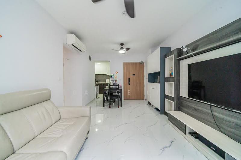 118A Alkaff Crescent, 118A Alkaff Crescent, Macpherson / Potong Pasir, 2 Bedrooms, 732 sqft, HDB Flat For Sale, by Shanice Lim, 500251404 - Living Room - PropertyGuru.com.sg