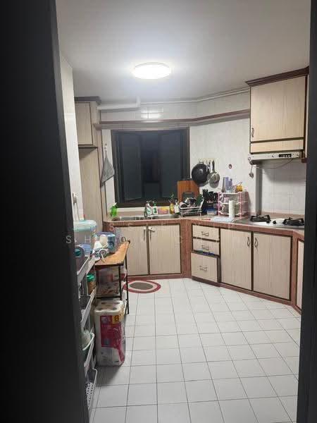 656 Choa Chu Kang Crescent, 656 Choa Chu Kang Crescent, Dairy Farm / Bukit Panjang / Choa Chu Kang, Room Rental, 150 sqft, HDB Flat For Rent, by Jessie Yip Shiok Chen, 500251414 - Kitchen - PropertyGuru.com.sg