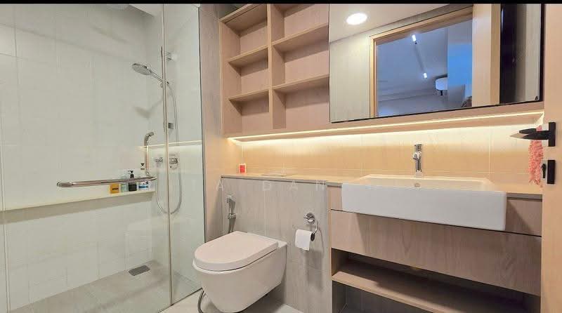 Tedge, 328 Changi Road, Eunos / Geylang / Paya Lebar, 2 Bedrooms, 775 sqft, Condominium For Rent, by Rita Danani, 500251419 - Bathroom - PropertyGuru.com.sg