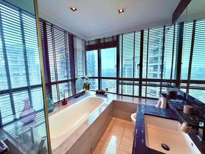 8 Saint Thomas, 8 Saint Thomas Walk, Orchard / River Valley, 3 Bedrooms, 1,302 sqft, Condominium For Rent, by Hu Yan, 500251422 - Bathroom - PropertyGuru.com.sg