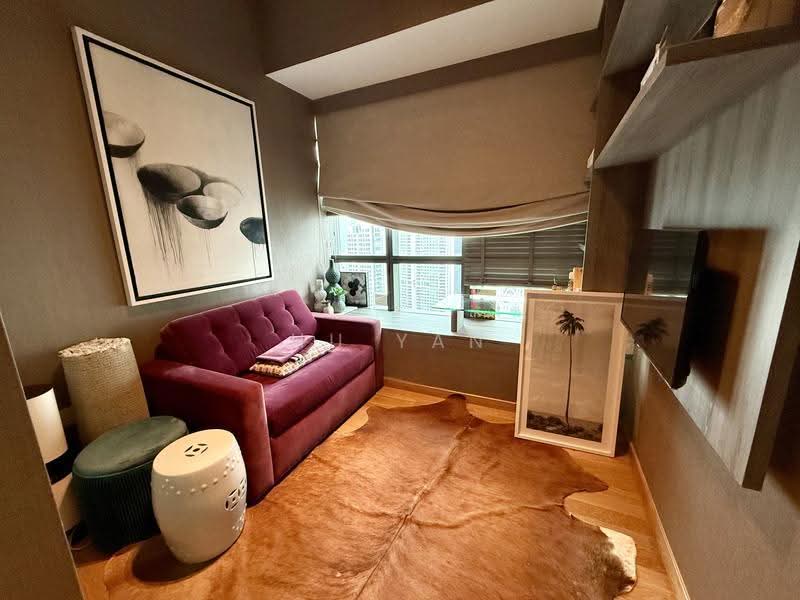8 Saint Thomas, 8 Saint Thomas Walk, Orchard / River Valley, 3 Bedrooms, 1,302 sqft, Condominium For Rent, by Hu Yan, 500251422 - Living Room - PropertyGuru.com.sg
