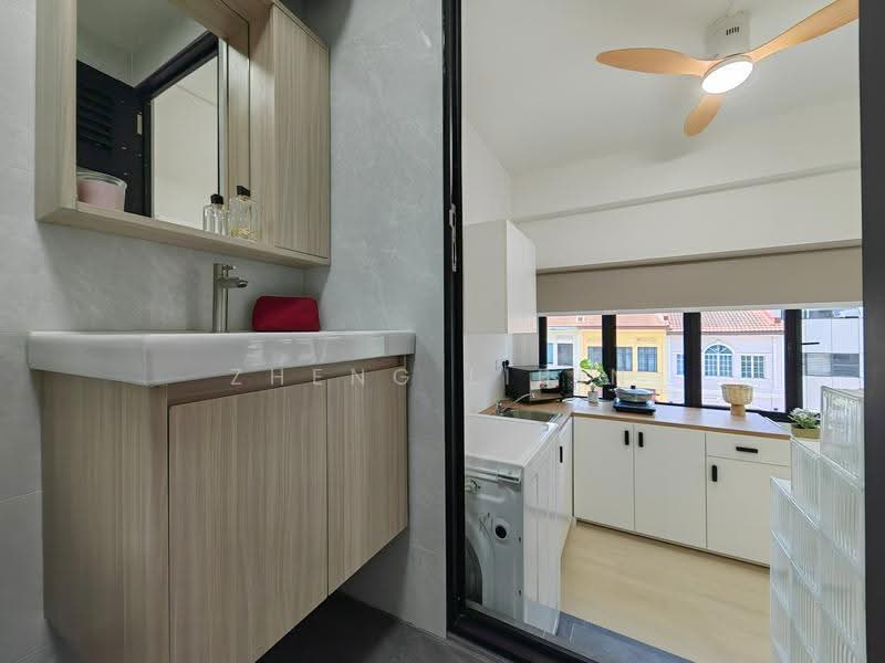 340 Balestier Road, Balestier / Toa Payoh, Studio, 380 sqft, Walk-up Apartment For Rent, by Zheng Libin, 500251426 - Bathroom - PropertyGuru.com.sg