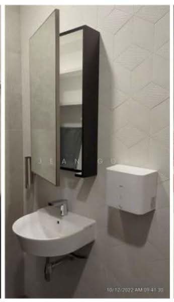 Hong Kong Street, Hong Kong Street, Boat Quay / Raffles Place / Marina, 11,899 sqft, Office For Rent, by Jean Goh, 500251435 - Bathroom - CommercialGuru.com.sg
