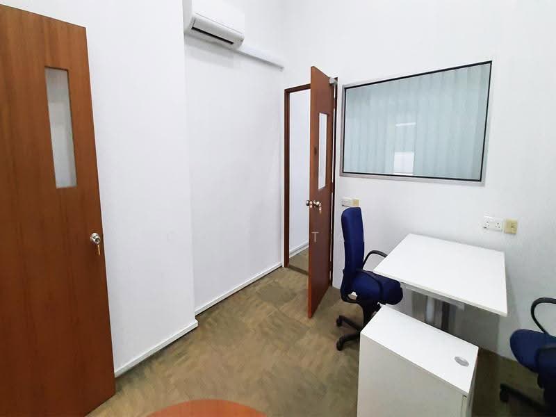 Unity Centre, 51 Bukit Batok Crescent, Dairy Farm / Bukit Panjang / Choa Chu Kang, 2,023 sqft, Light Industrial (B1) For Sale, by Colin Tan, 500251436 - Unity Centre (2023sf) Interior - CommercialGuru.com.sg