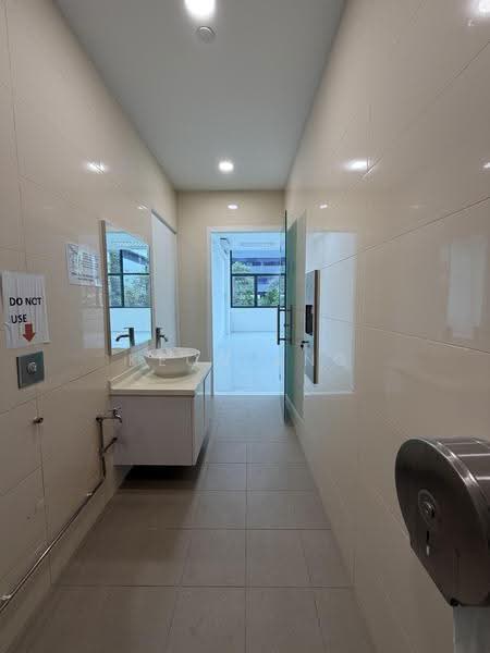 UB. One, 81 Ubi Avenue 4, Eunos / Geylang / Paya Lebar, 1,302 sqft, Light Industrial (B1) For Rent, by Keon Ang, 500251444 - CommercialGuru.com.sg