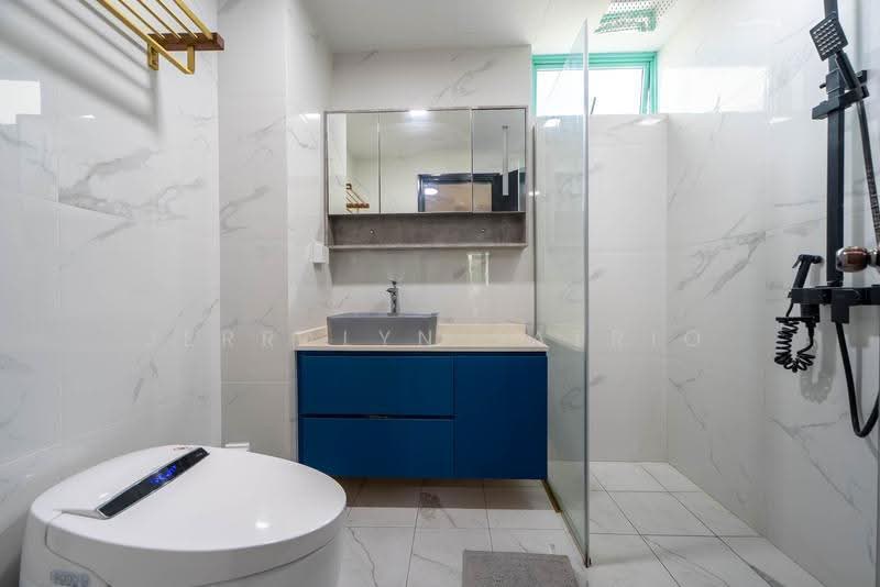 Hazel Park Condo, 29 Hazel Park Terrace, Dairy Farm / Bukit Panjang / Choa Chu Kang, 3 Bedrooms, 980 sqft, Condominium For Sale, by Jerralyn Satrio, 500251453 - Master Bathroom - PropertyGuru.com.sg