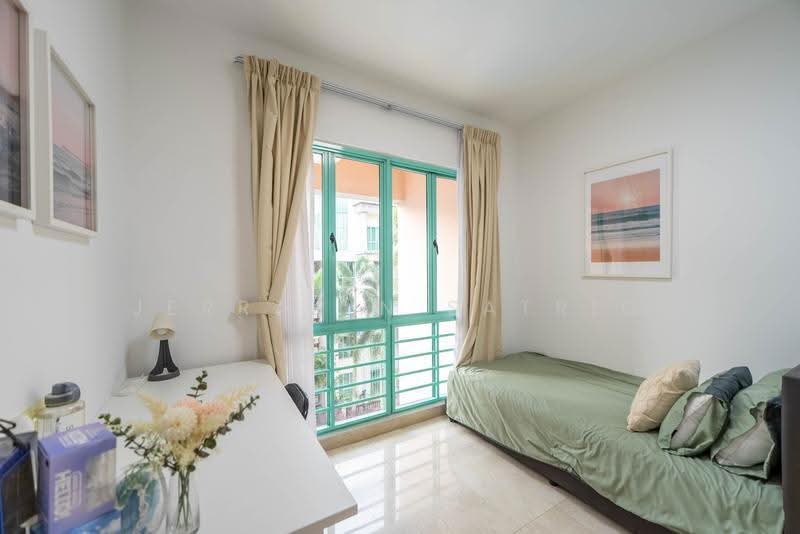 Hazel Park Condo, 29 Hazel Park Terrace, Dairy Farm / Bukit Panjang / Choa Chu Kang, 3 Bedrooms, 980 sqft, Condominium For Sale, by Jerralyn Satrio, 500251453 - Living room, now converted to co-living - PropertyGuru.com.sg