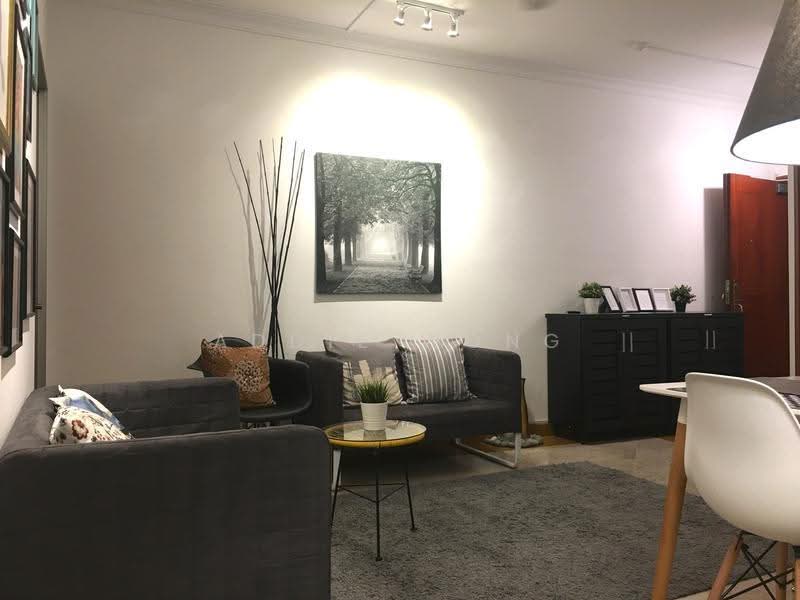 Emerald Garden, 33 Club Street, Boat Quay / Raffles Place / Marina, Room Rental, 160 sqft, Condominium For Rent, by Addie Wong, 500251457 - Living Room - PropertyGuru.com.sg