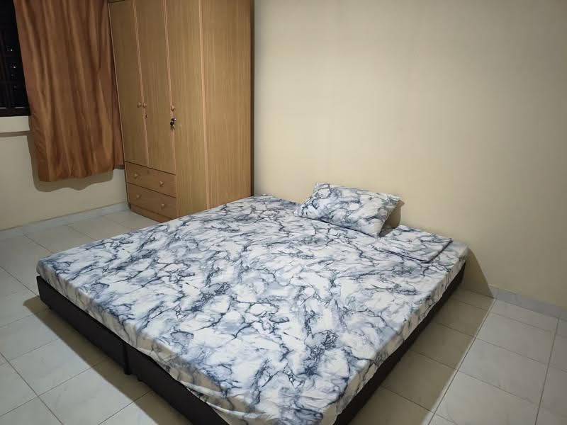 Neptune Court, 1 Marine Vista, East Coast / Marine Parade, Room Rental, 200 sqft, Apartment For Rent, by Alan Huy, 500251458 - Bedroom - PropertyGuru.com.sg