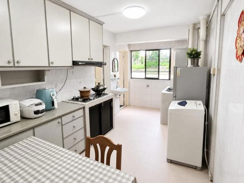 538 Upper Cross Street, 538 Upper Cross Street, Boat Quay / Raffles Place / Marina, 2 Bedrooms, 645 sqft, HDB Flat For Sale, by Jamie Teoh, 500251491 - Kitchen - PropertyGuru.com.sg
