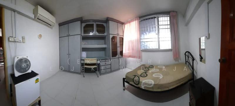 182 Bishan Street 13, 182 Bishan Street 13, Ang Mo Kio / Bishan / Thomson, Room Rental, 150 sqft, HDB Flat For Rent, by (Ekky) Sri Redjeki Widjaja, 500251497 - Bedroom - PropertyGuru.com.sg