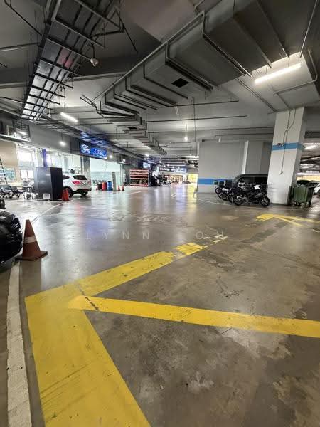 Carros Centre, 60 JALAN LAM HUAT, Admiralty / Woodlands, 2,928 sqft, Factory / Workshop (B2) For Rent, by Lynn Loh, 500251506 - Car Park - CommercialGuru.com.sg
